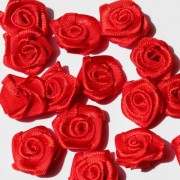 Textilní růžička, 15 mm, červená